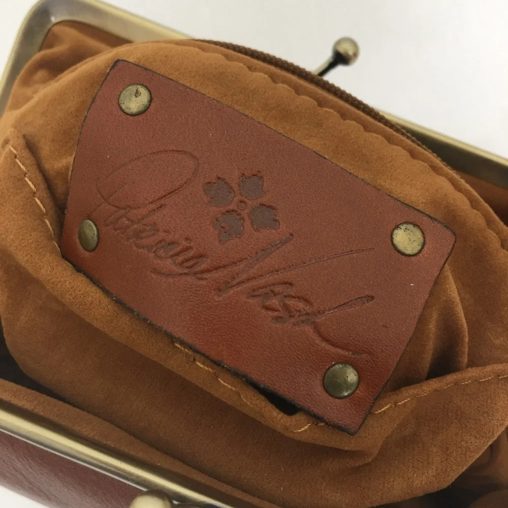 Patricia Nash Savena Kisslock Leather Wristlet Wallet Clutch Brown